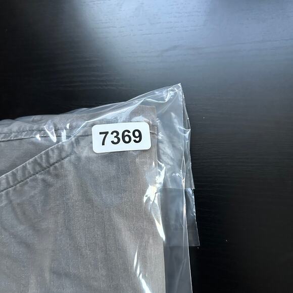 Eddie Bauer Pants 10 Cargo Hiking Gray Mid Rise Outdoors Ripstop Mountain Casual - Picture 9 of 9